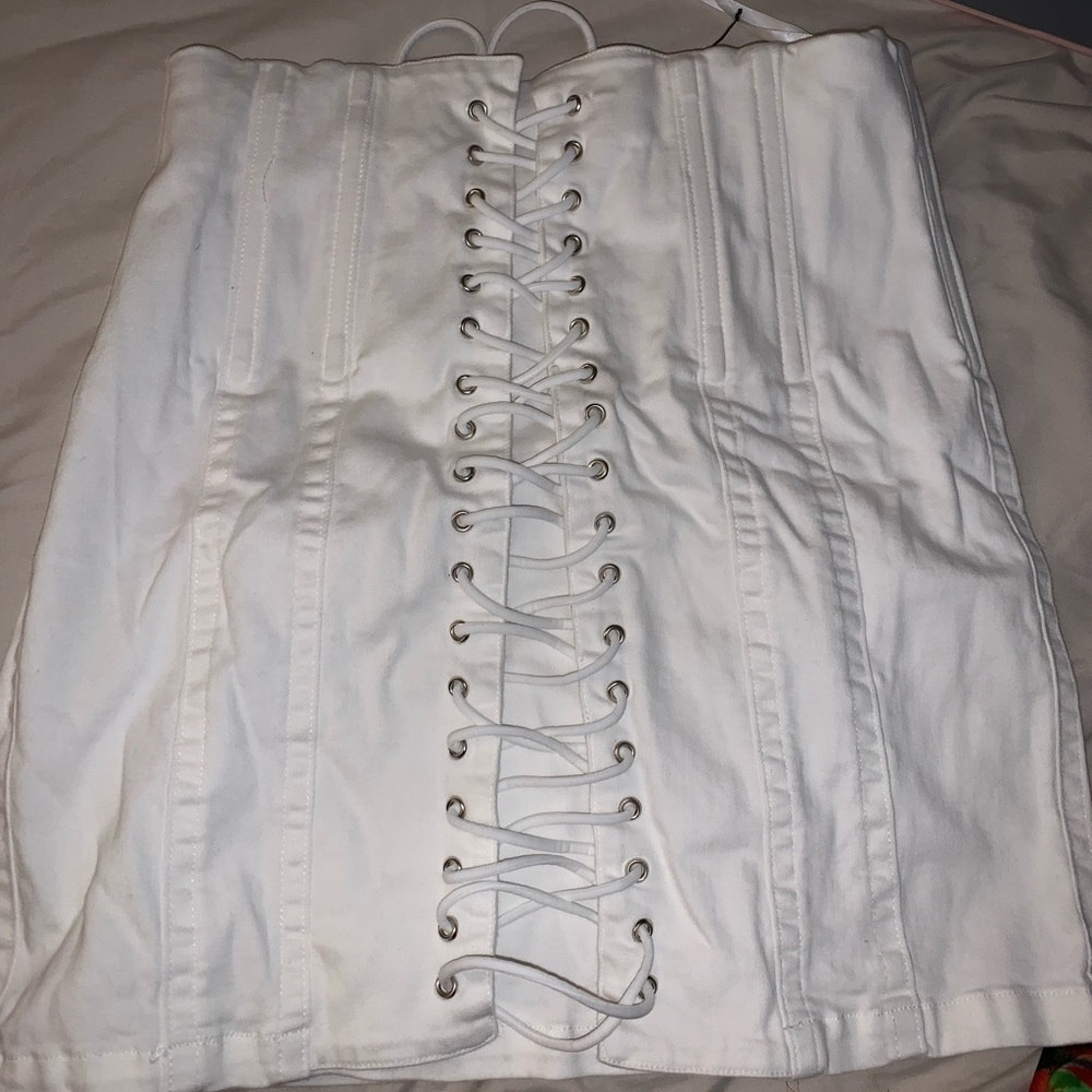 White Akira skirt